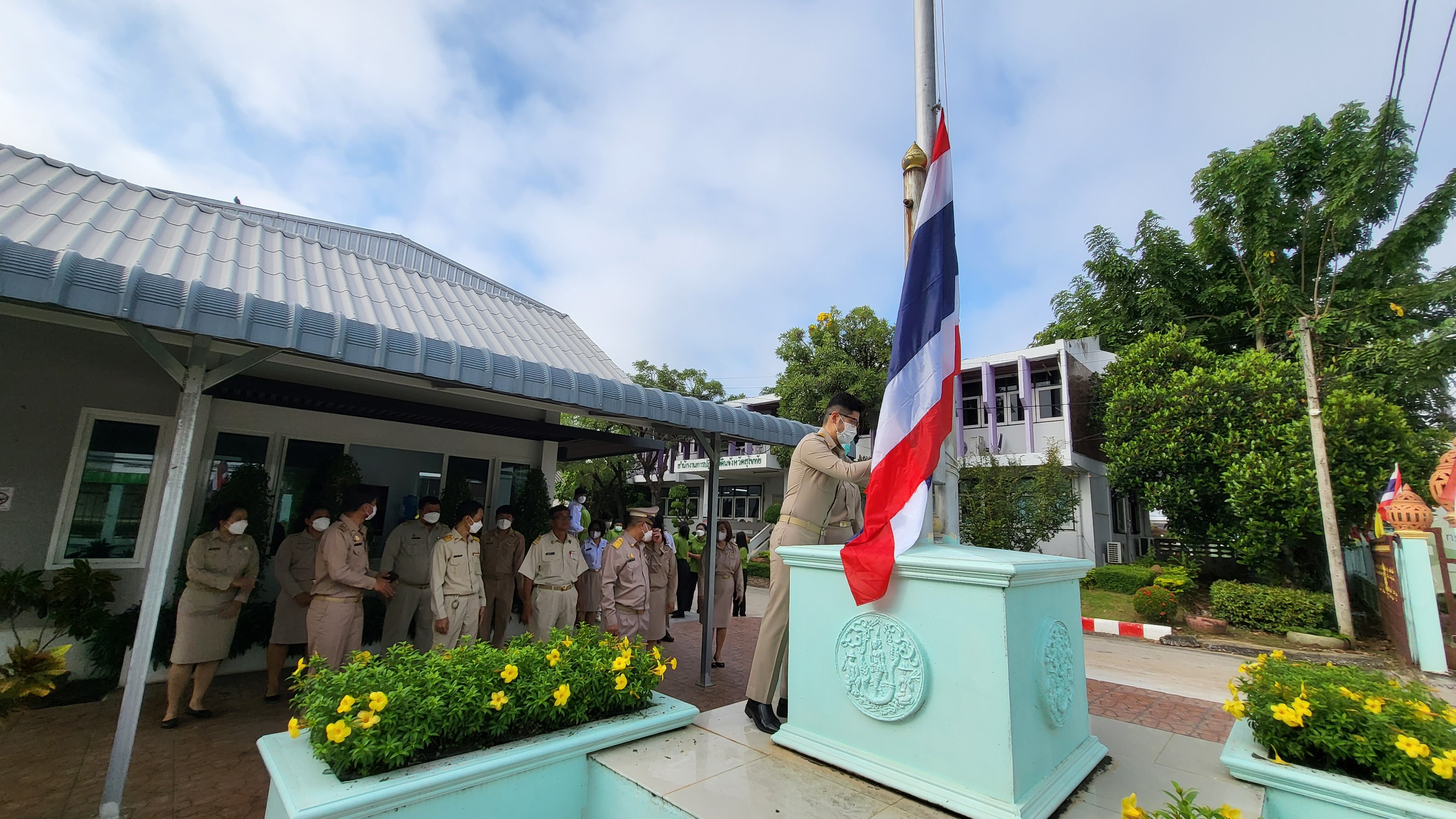 title - กิจกรรมเนื่องในวันพระราชทานธงชาติไทย (Thai National Flag Day) 28 กันยายน 2565 ประจำปี 2565